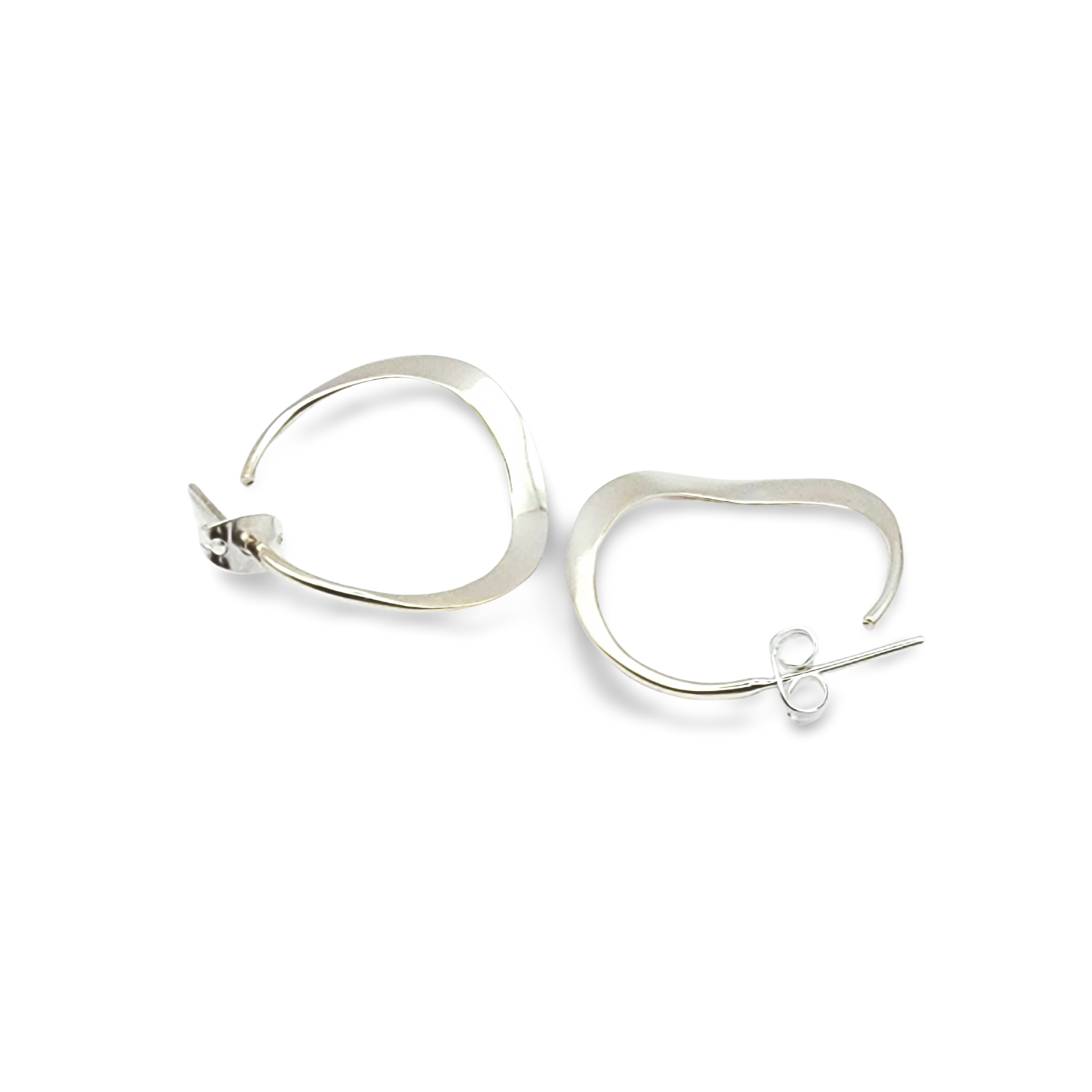 Wavy hoop errings