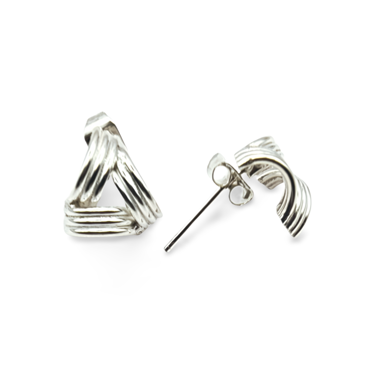 Interlwined triangle stud earrings